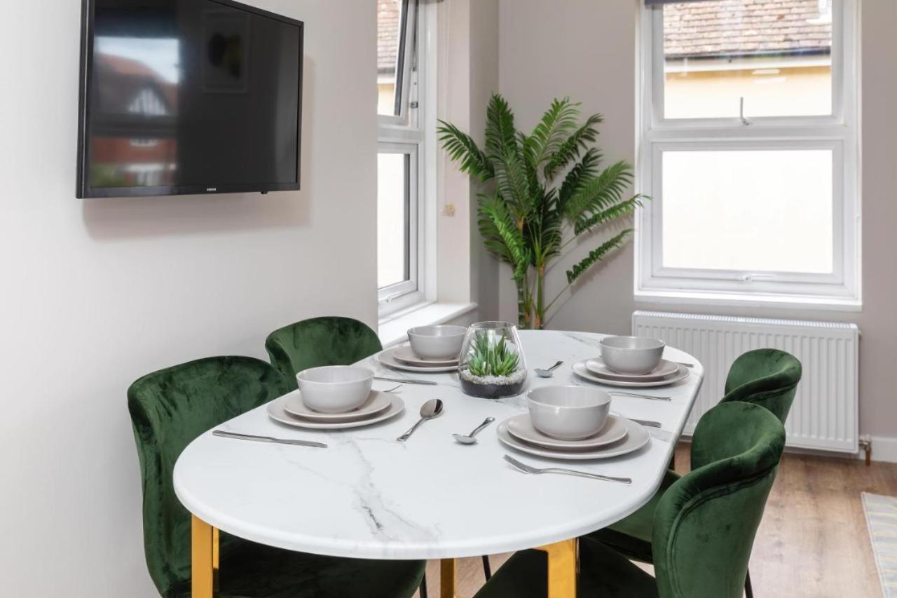 ליטלהמפטון Ocean Studio Apartments מראה חיצוני תמונה