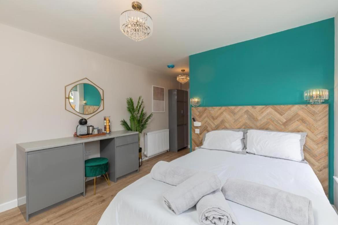 ליטלהמפטון Ocean Studio Apartments מראה חיצוני תמונה